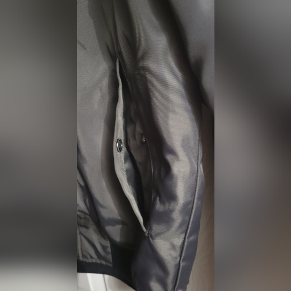 Weekday brand Bomber Jacket UK - Picture 9 of 13